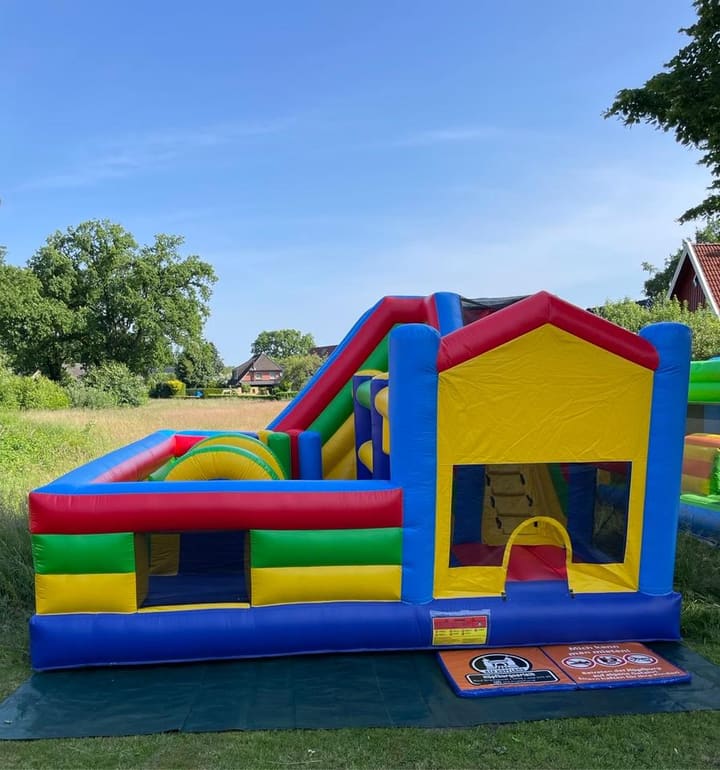 Hüpfburg Multiplay von ATP.Hüpfland – Bild 1